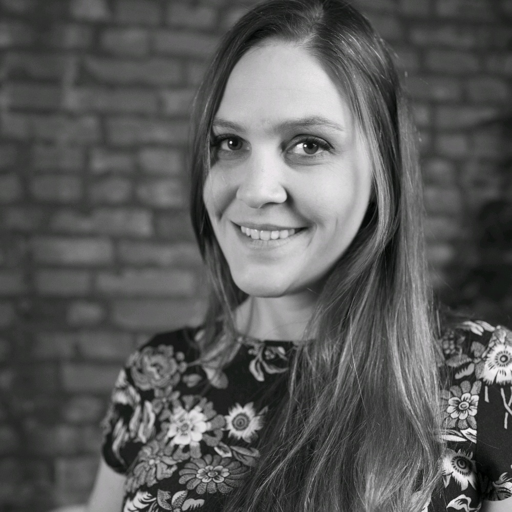 Meet your Posher, Holley